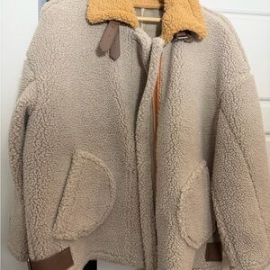 TOMBOY Cozy Shearling Jacket with Tan Collar